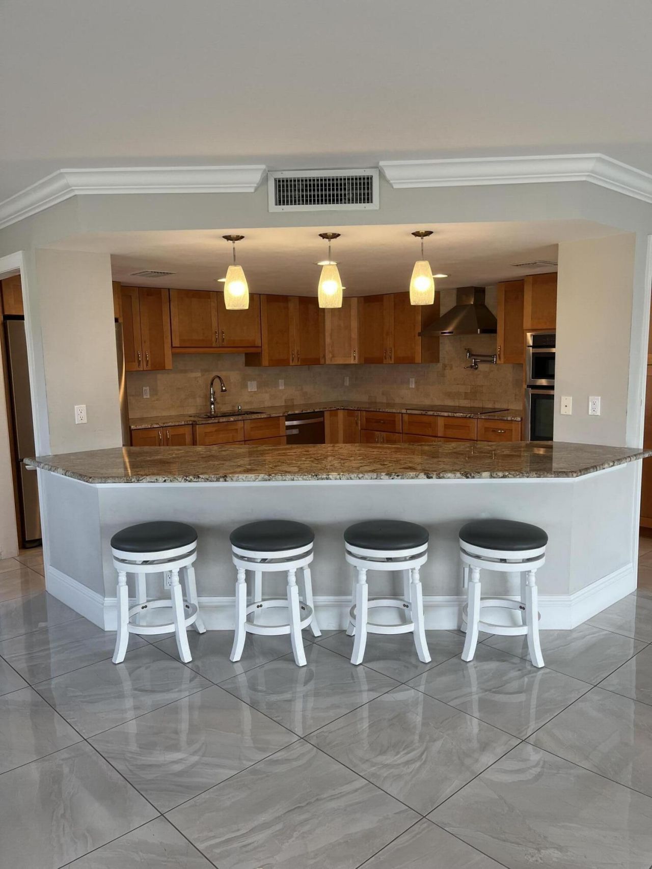 155 Yacht Club Drive, Unit 407, North Palm Beach, FL 33408 Photo