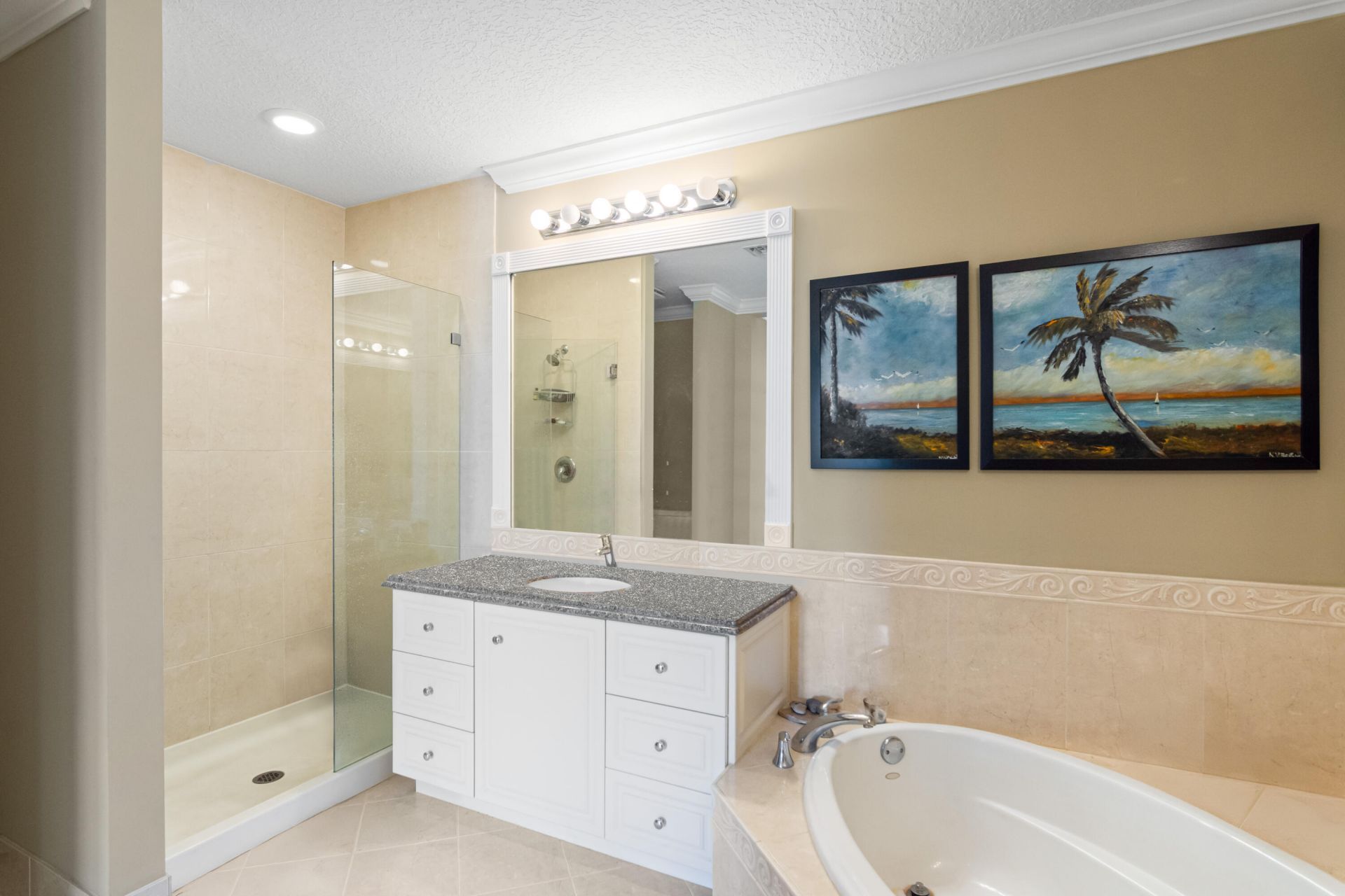 6 Harbour Isle Drive E, Unit Ph01, Fort Pierce, FL 34949 Photo