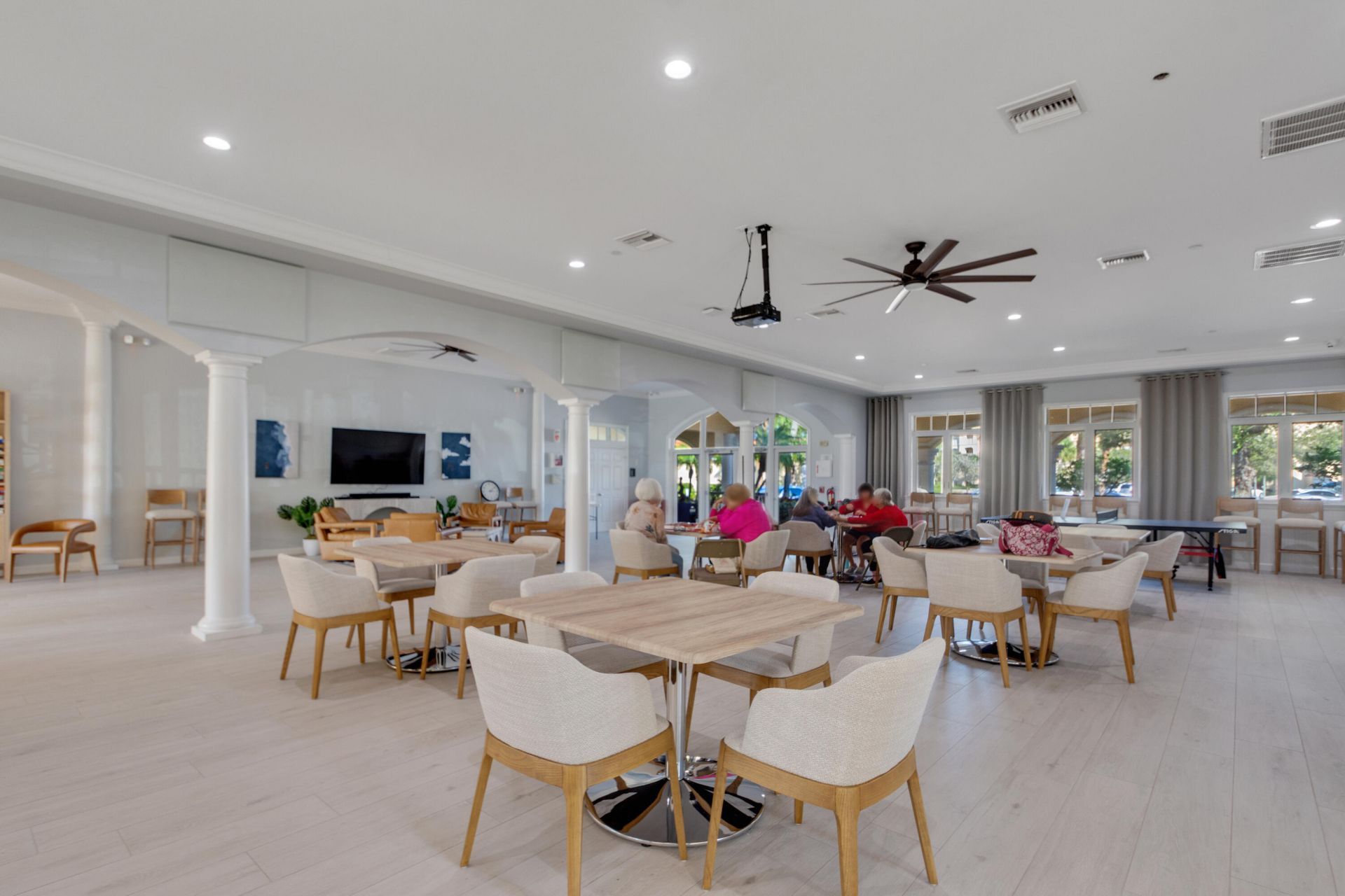 6 Harbour Isle Drive E, Unit Ph01, Fort Pierce, FL 34949 Photo