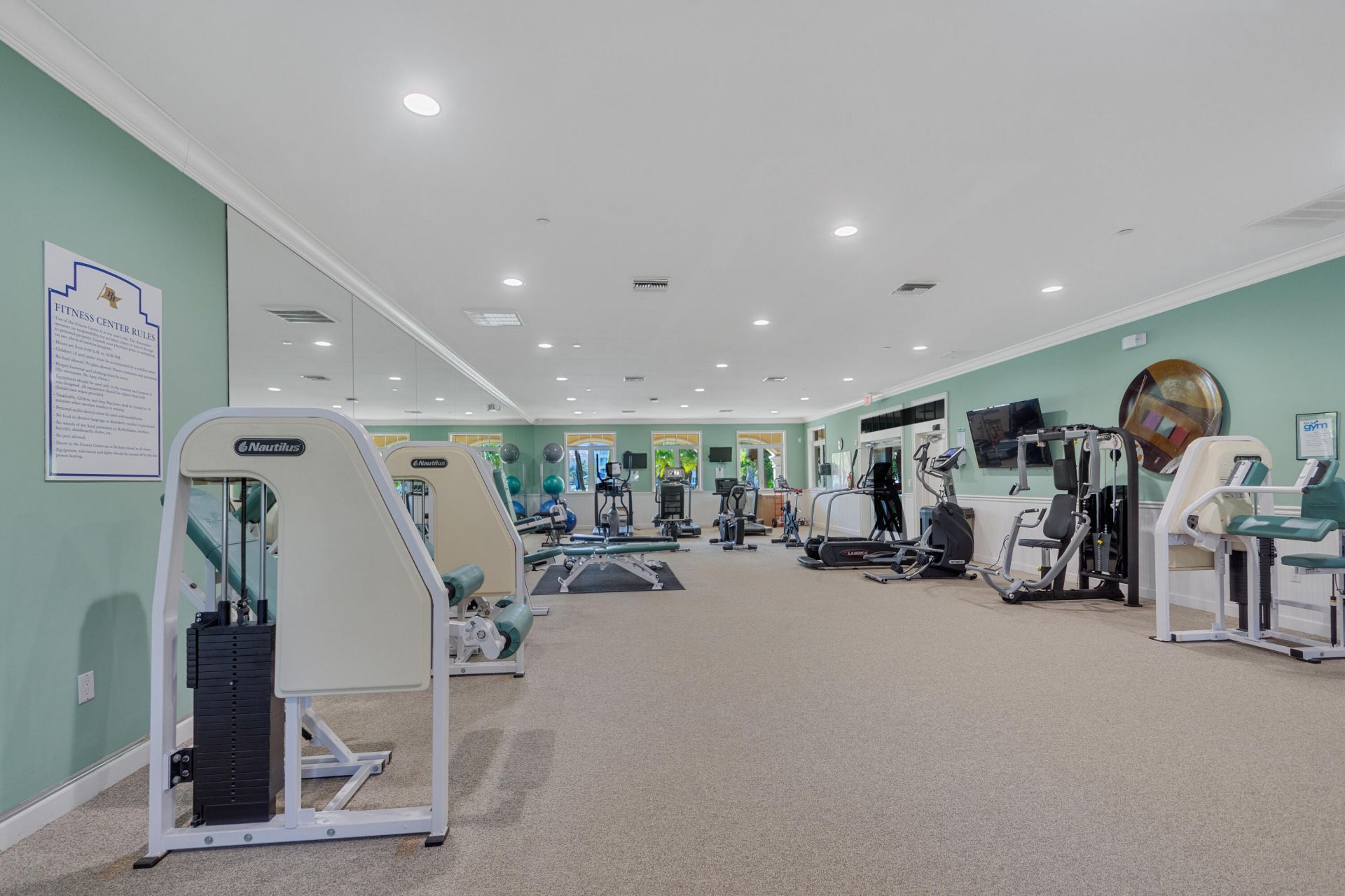 6 Harbour Isle Drive E, Unit Ph01, Fort Pierce, FL 34949 Photo