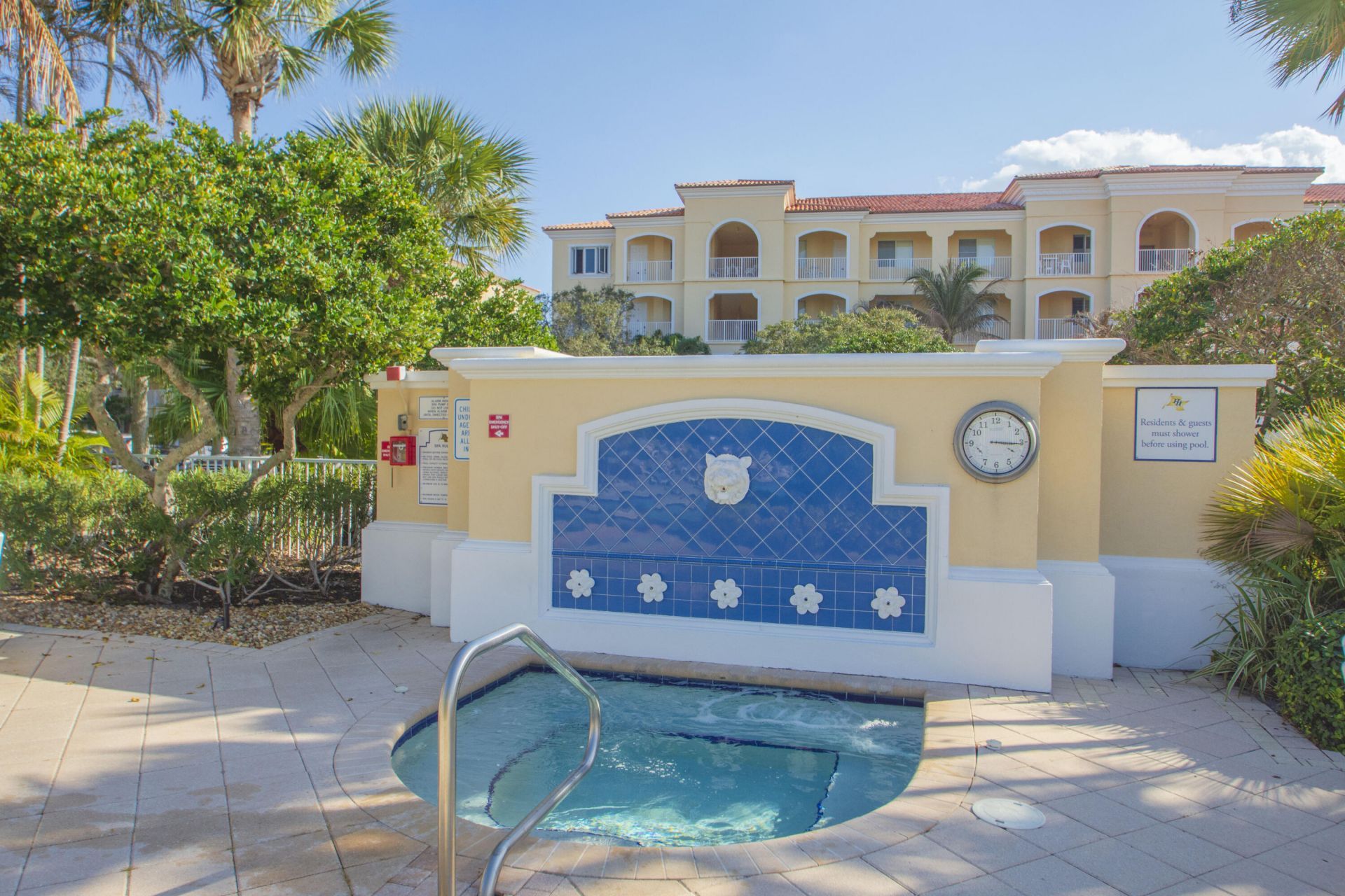 6 Harbour Isle Drive E, Unit Ph01, Fort Pierce, FL 34949 Photo