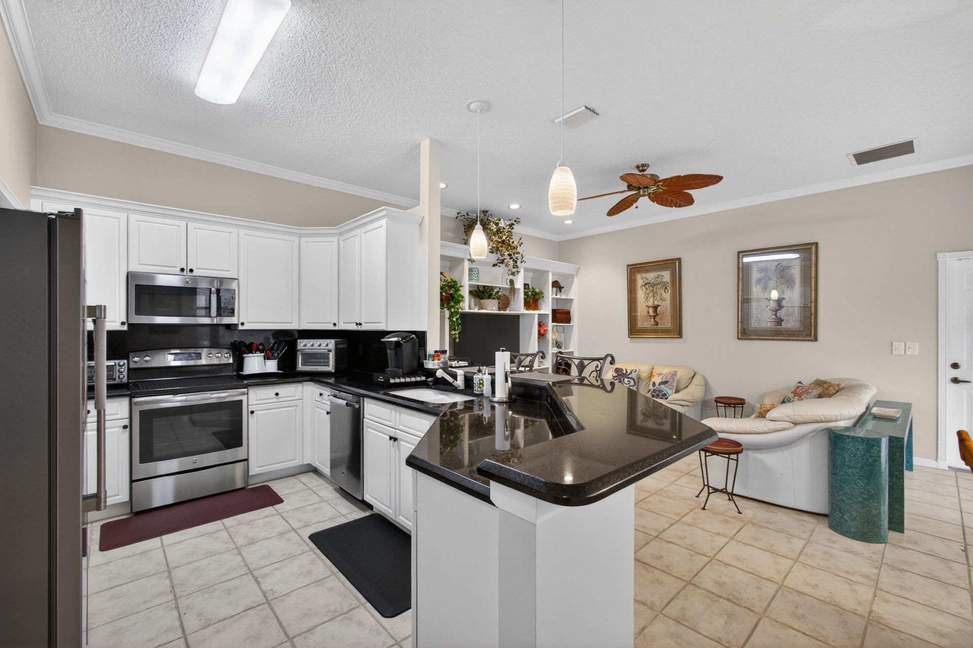 2085 Chagall Circle, West Palm Beach, FL 33409 Photo