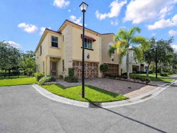 2134 Sabal Tree Court, West Palm Beach, FL 33411