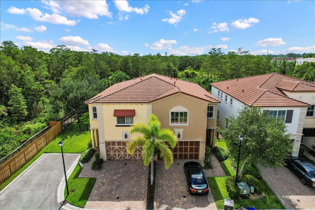 2134 Sabal Tree Court, West Palm Beach, FL 33411 Photo