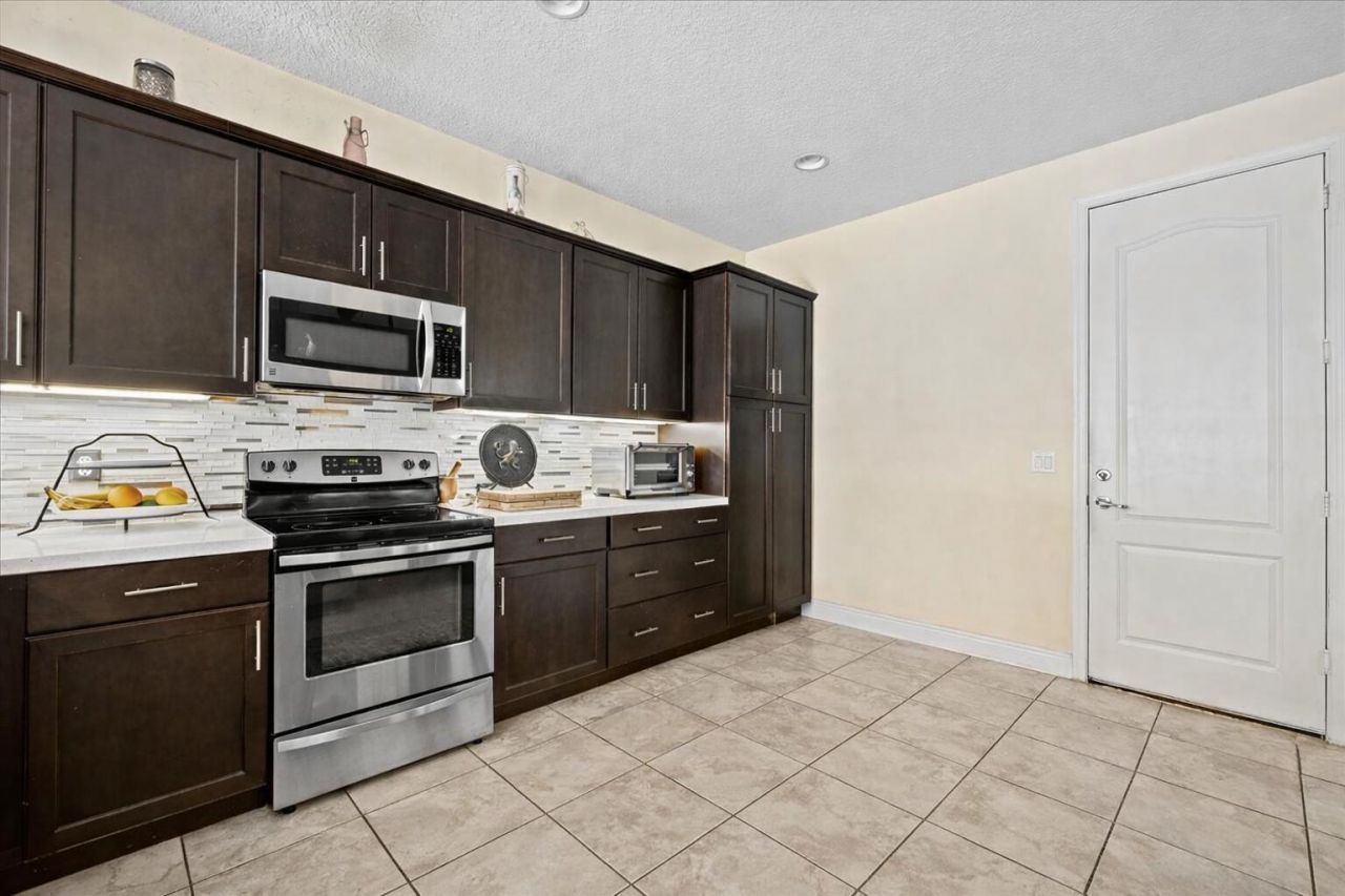 2134 Sabal Tree Court, West Palm Beach, FL 33411 Photo
