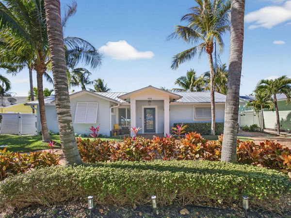908 Penn Trail, Jupiter, FL 33458