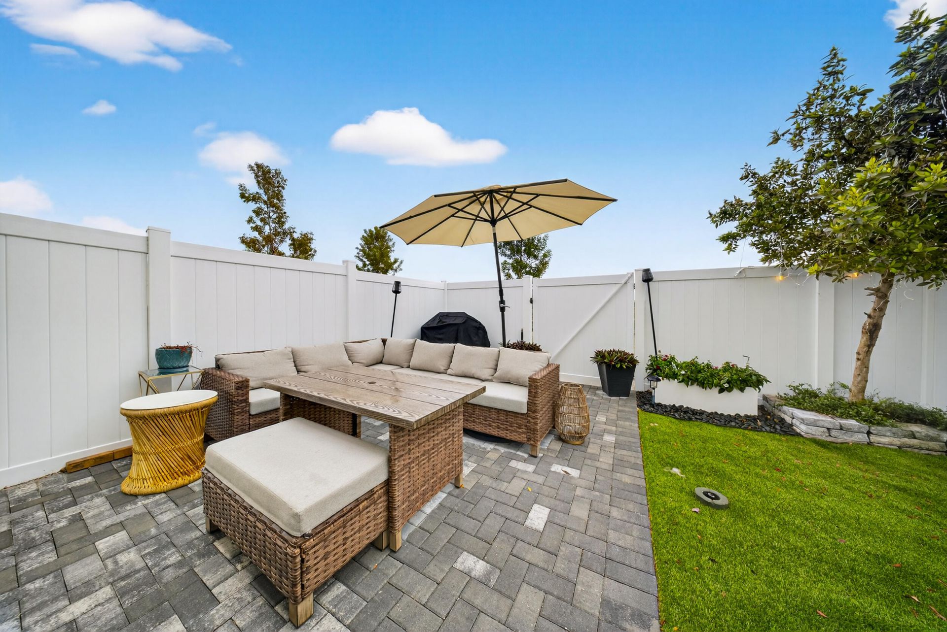 656 SE Lake Falls Street, Port Saint Lucie, FL 34984 Photo