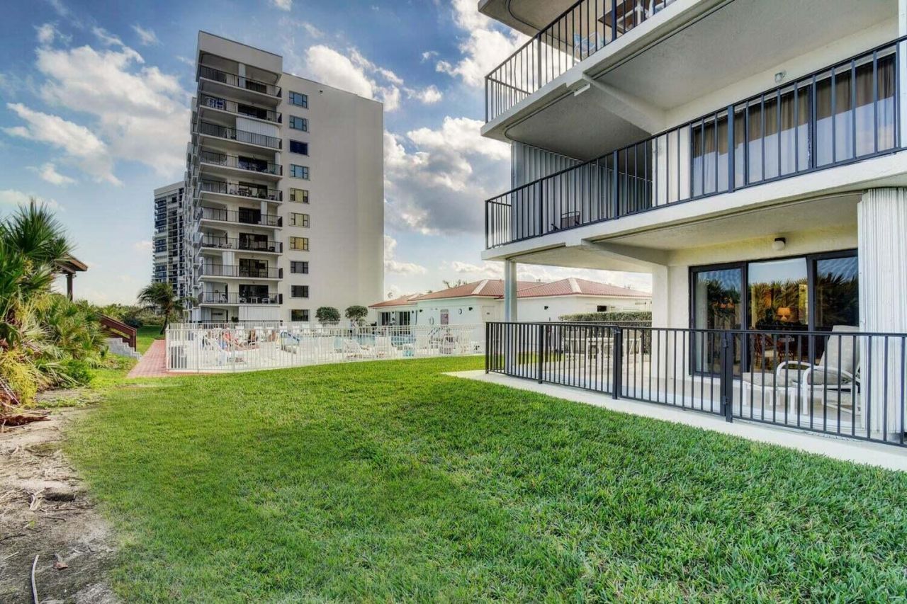 9400 S Ocean Drive, Unit 108, Jensen Beach, FL 34957 Photo