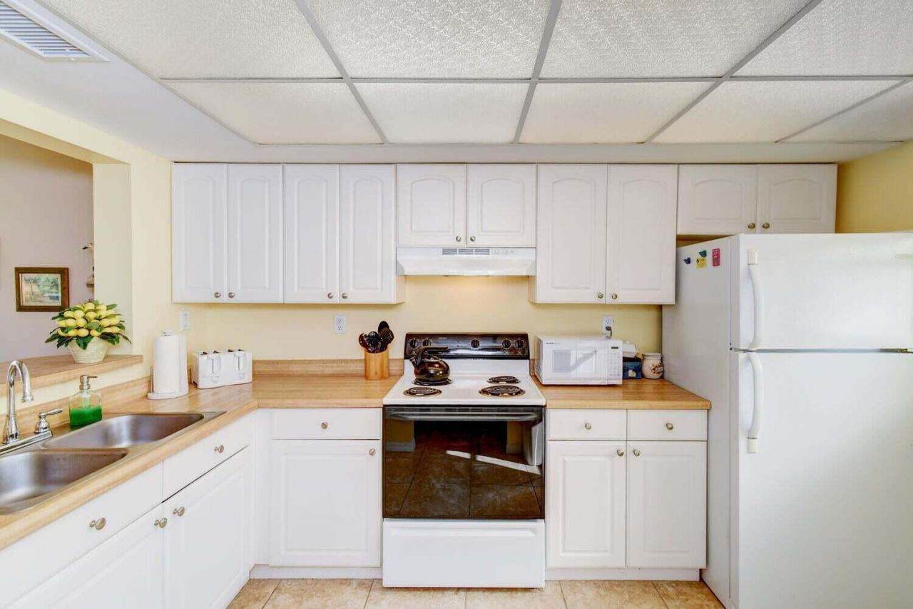 9400 S Ocean Drive, Unit 108, Jensen Beach, FL 34957 Photo