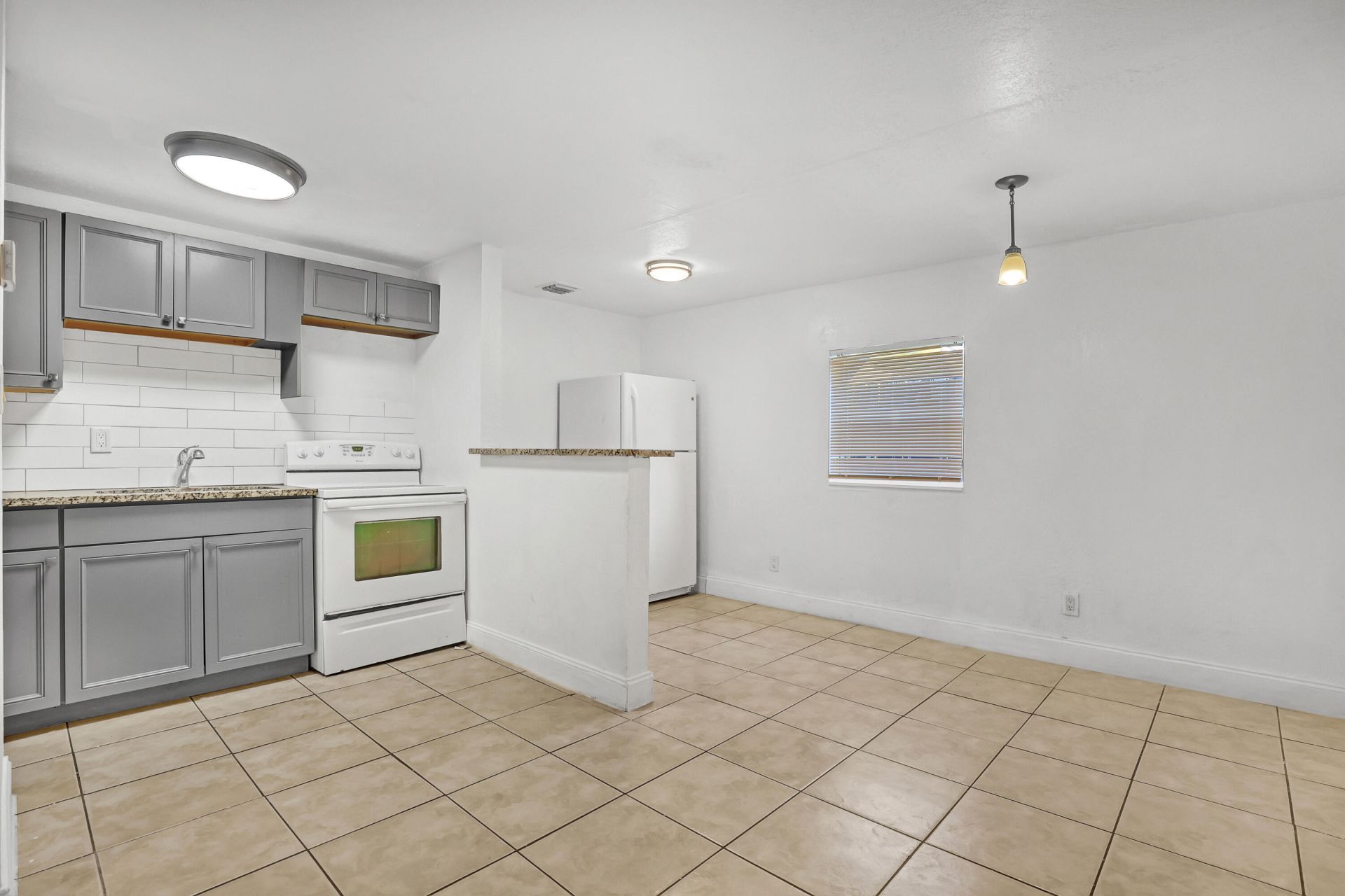 180 W 15th Street, Riviera Beach, FL 33404 Photo