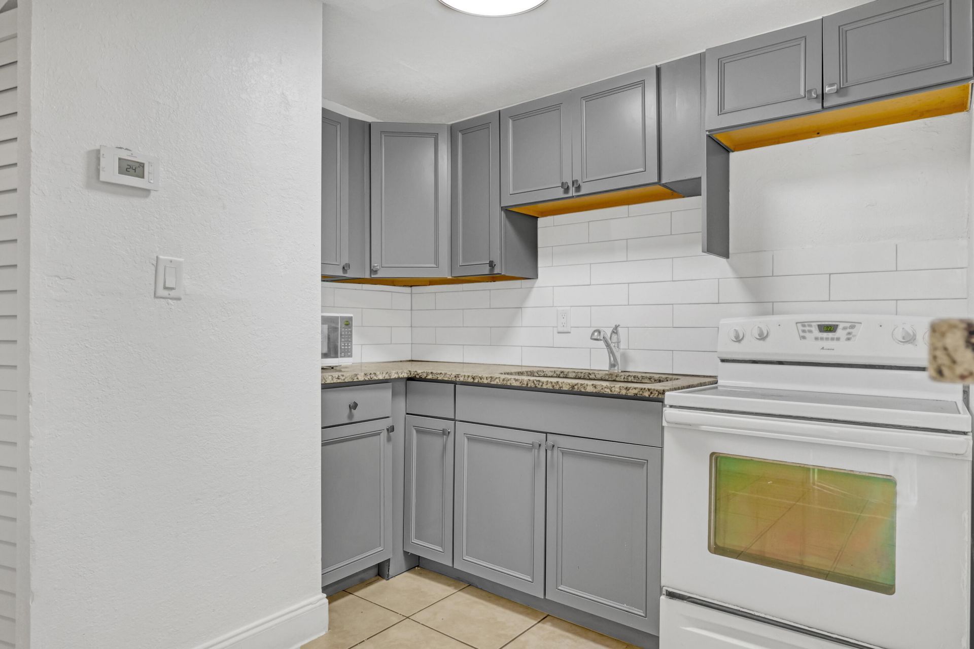 180 W 15th Street, Riviera Beach, FL 33404 Photo