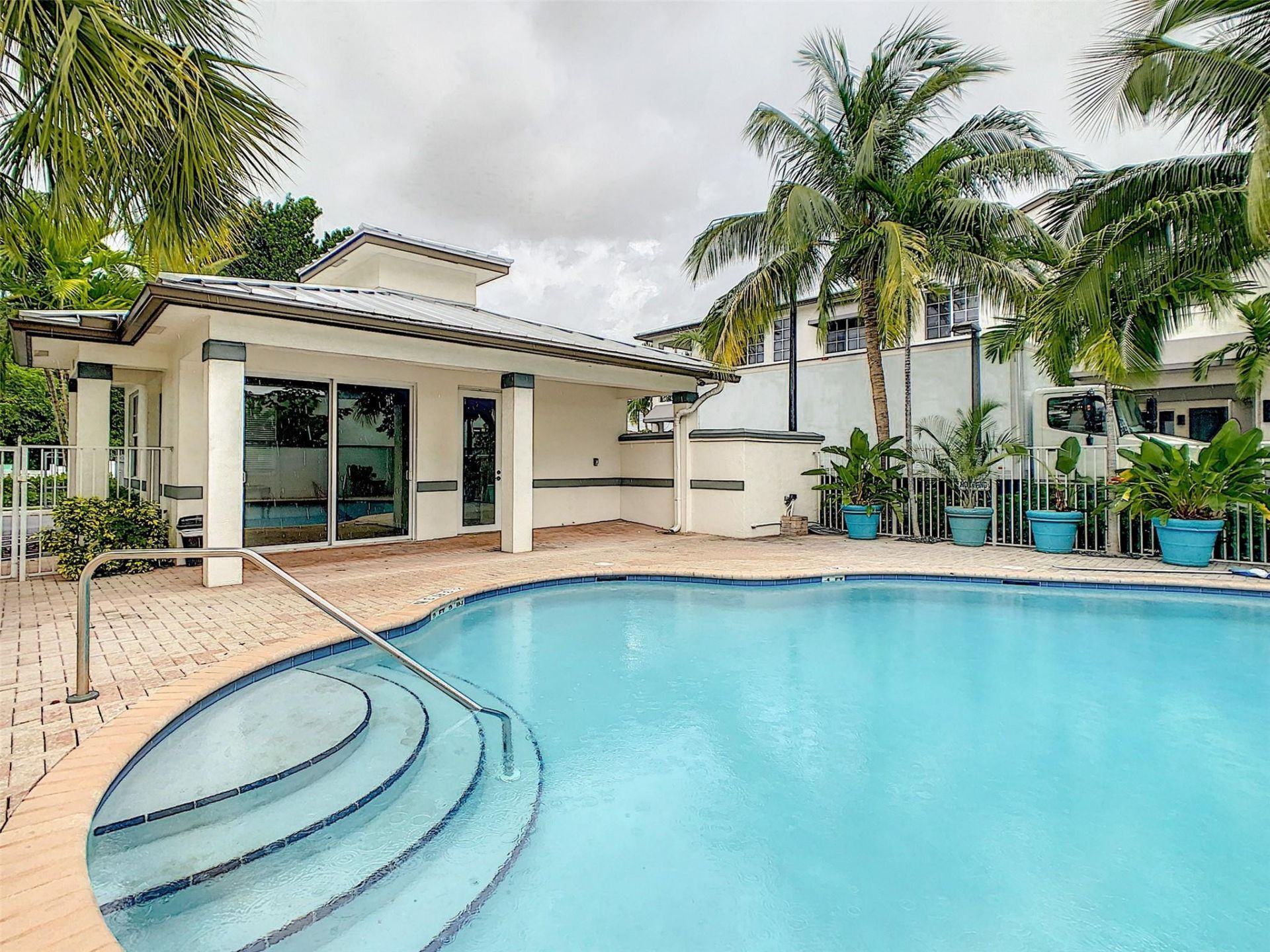 713 SE 1st Court, Unit 713, Pompano Beach, FL 33060 Photo