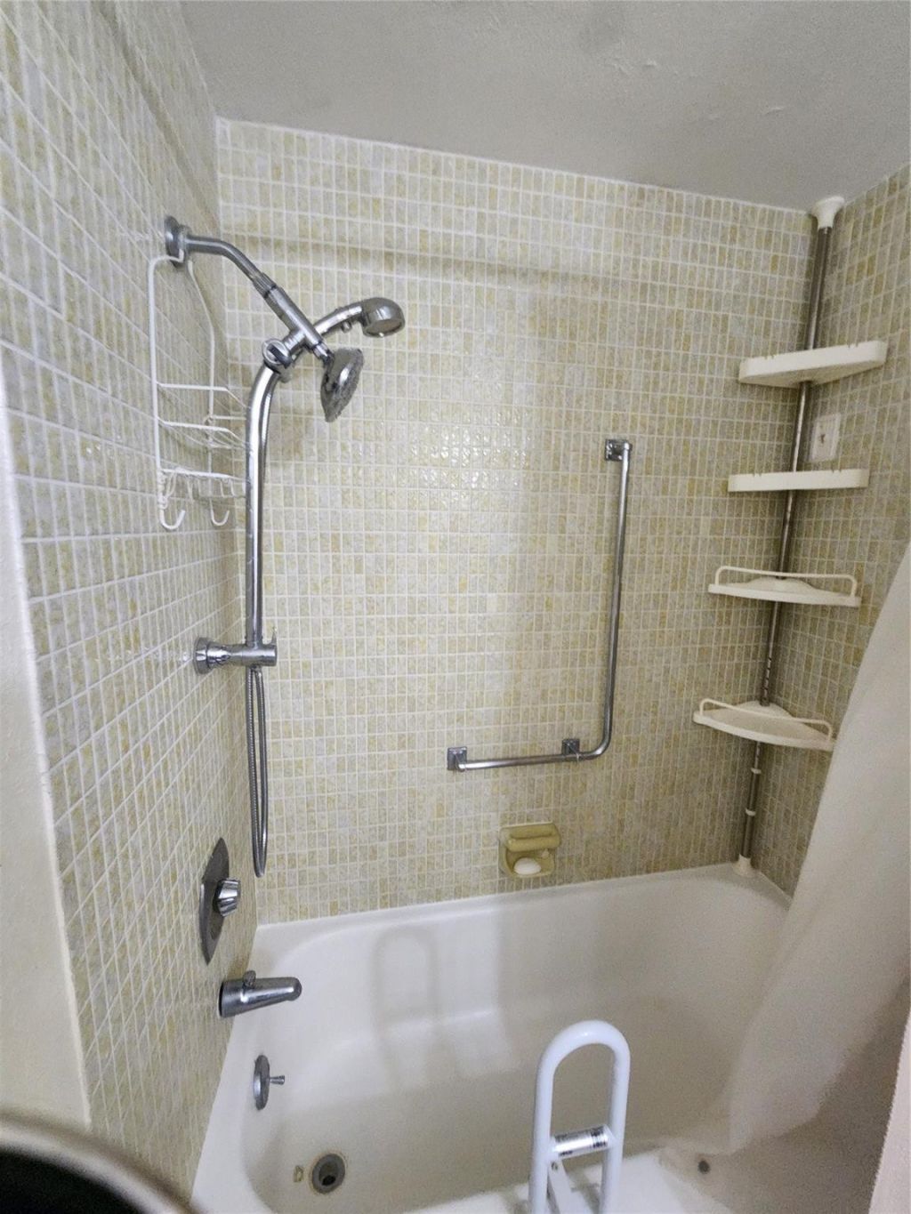 4330 Hillcrest Dr, Unit 616, Hollywood, FL 33021 Photo