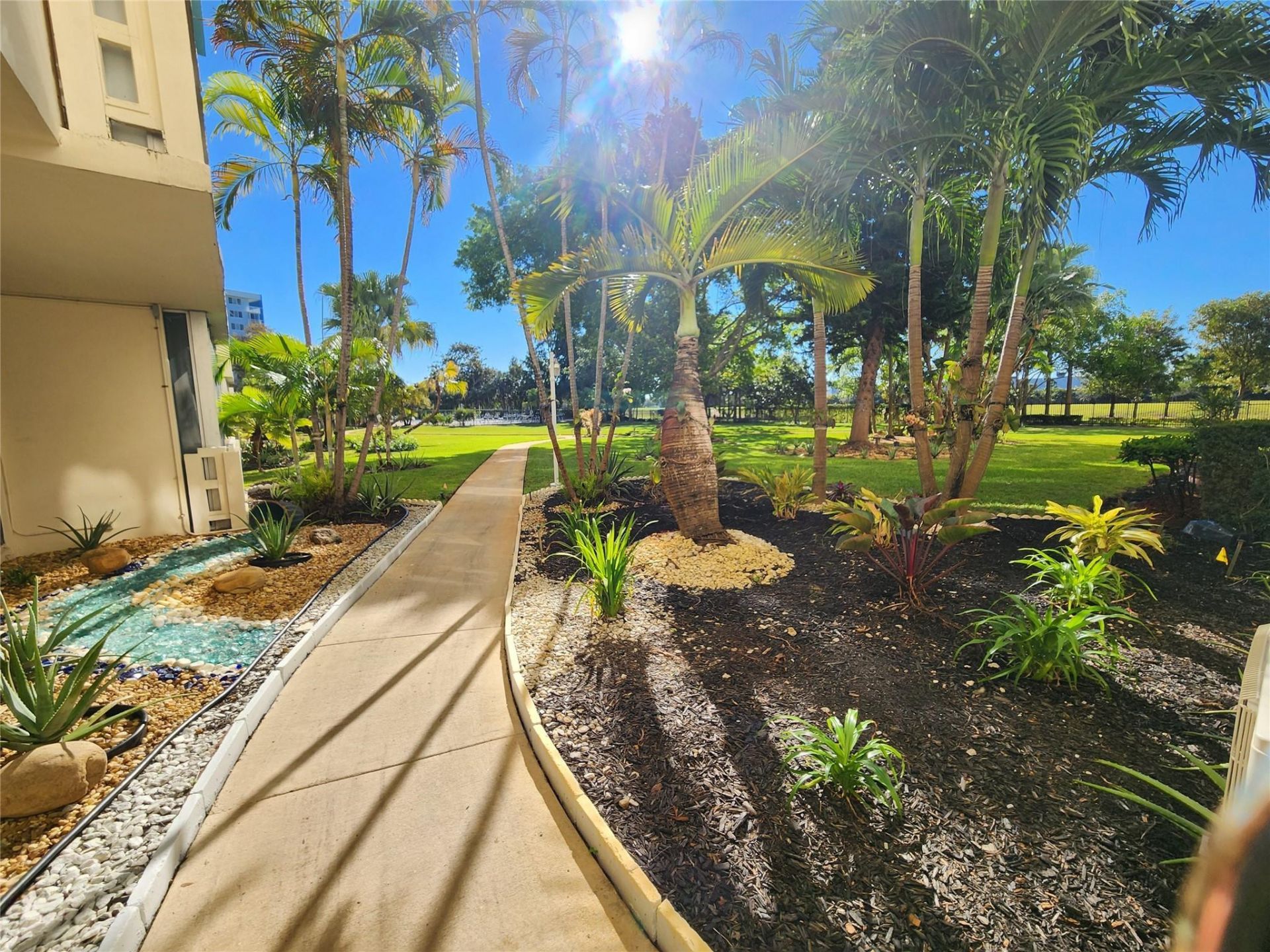 4330 Hillcrest Dr, Unit 616, Hollywood, FL 33021 Photo