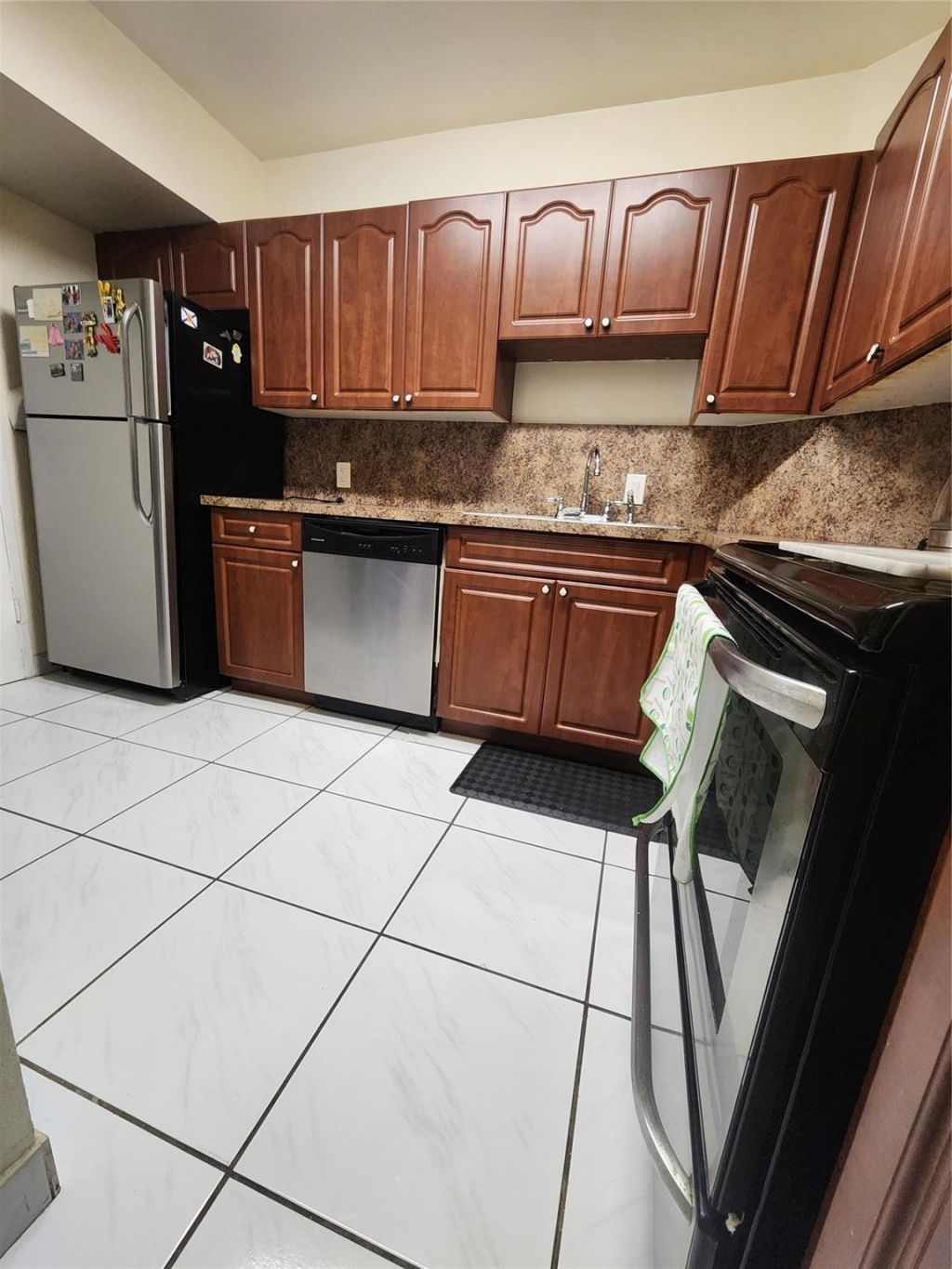 4330 Hillcrest Dr, Unit 616, Hollywood, FL 33021 Photo