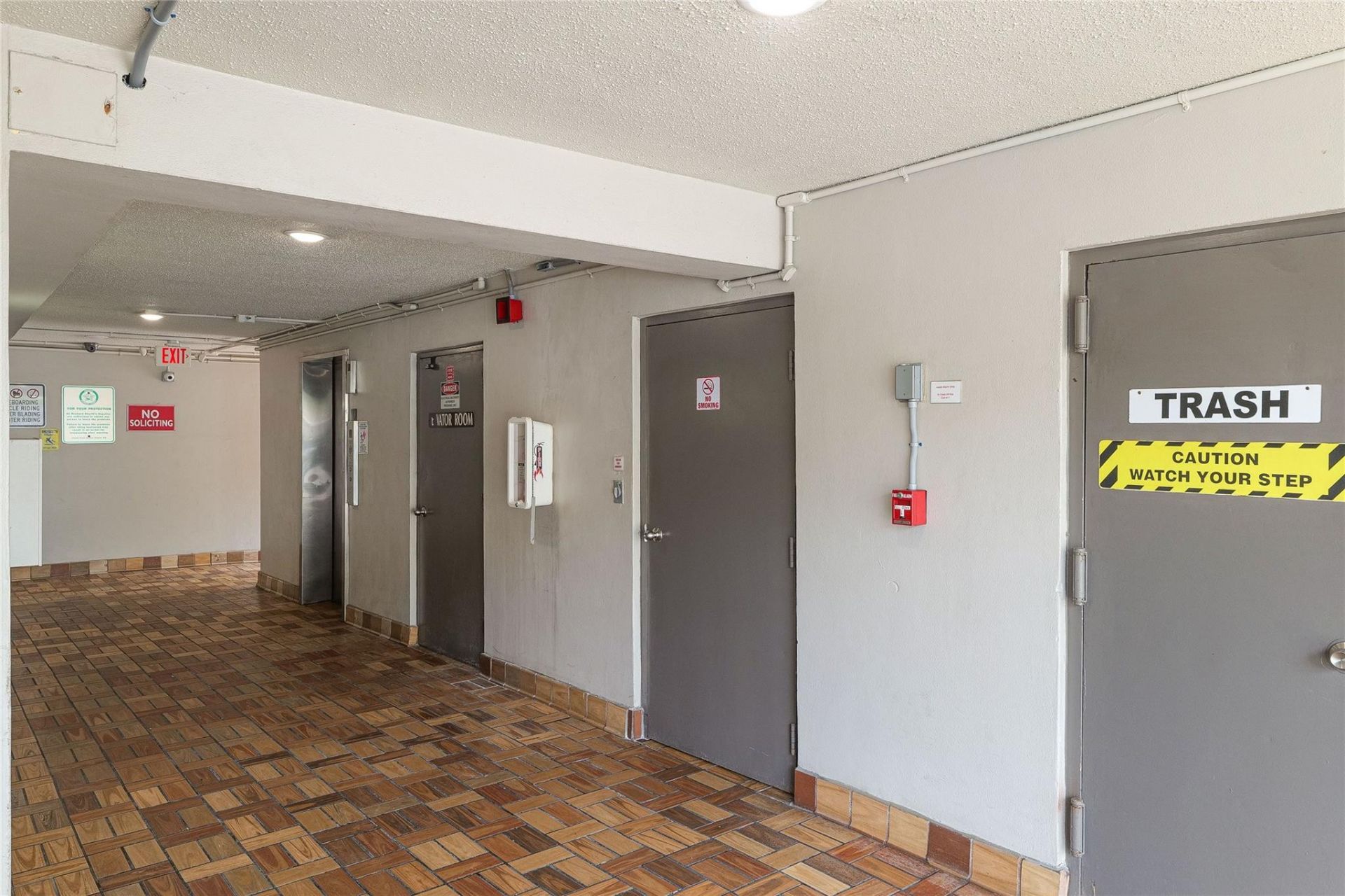 4899 NW 26th Court, Unit 447, Lauderdale Lakes, FL 33313 Photo