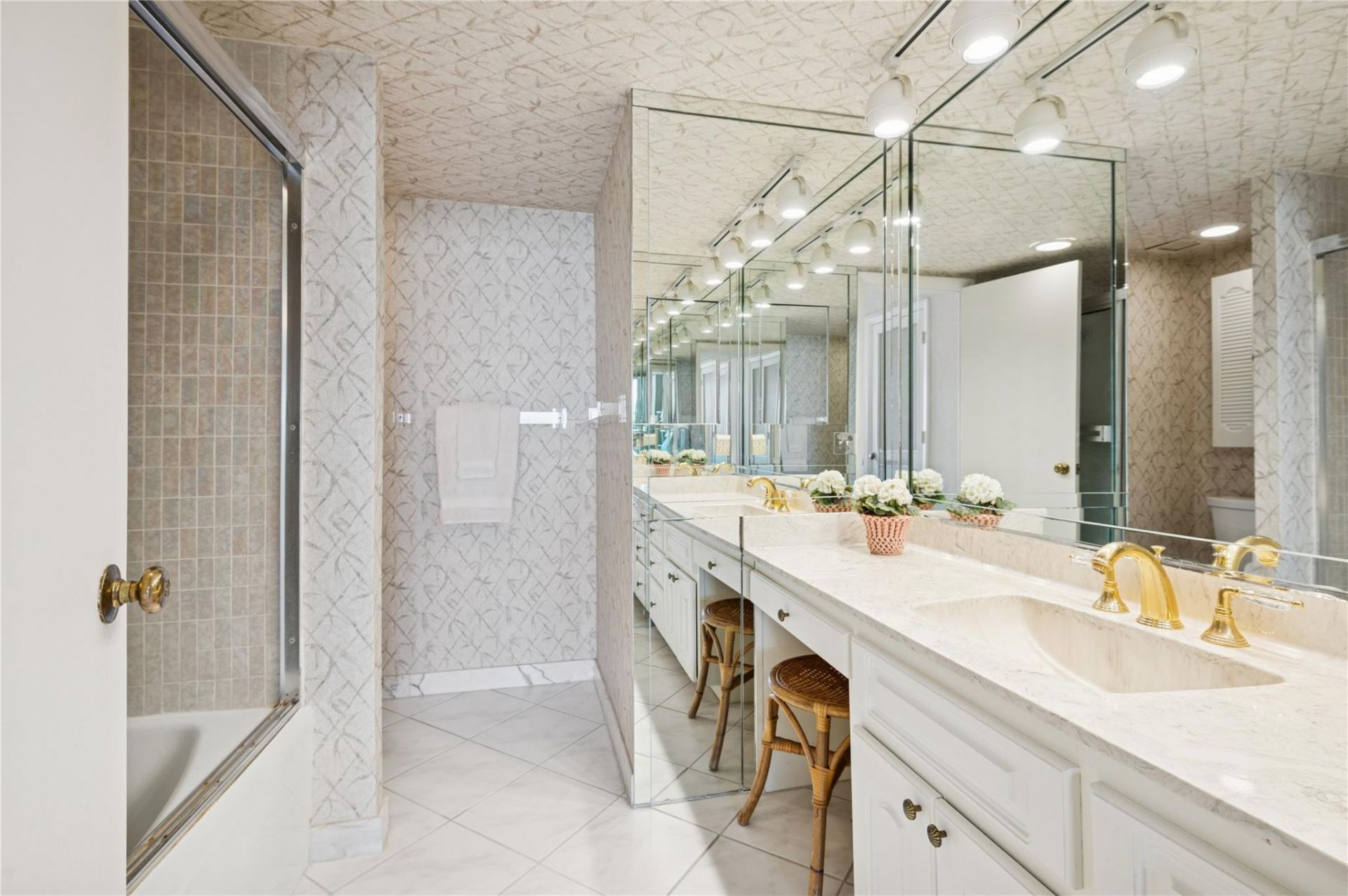 2100 S Ocean Lane, Unit 1701, Fort Lauderdale, FL 33316 Photo