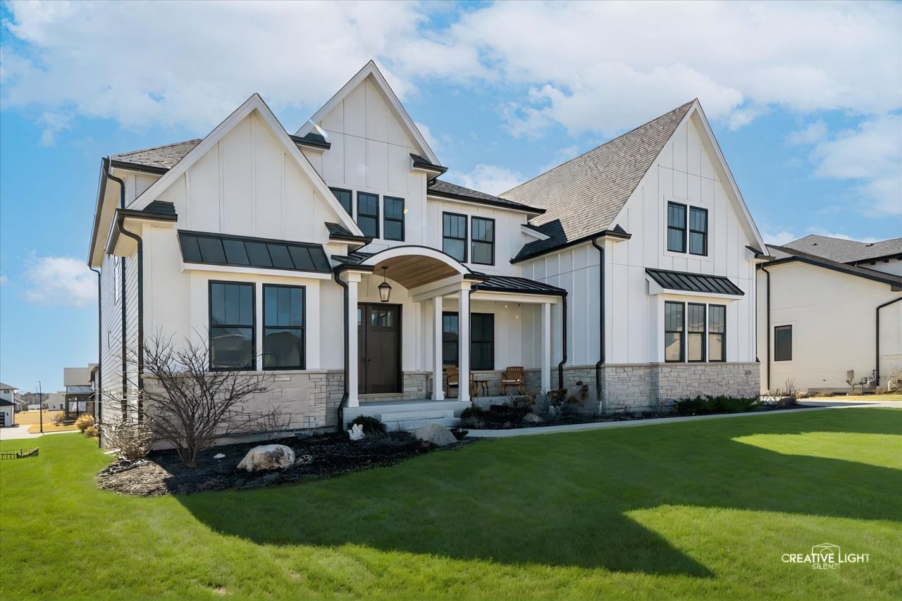 4216 Carpenter Road, Naperville, IL 60564