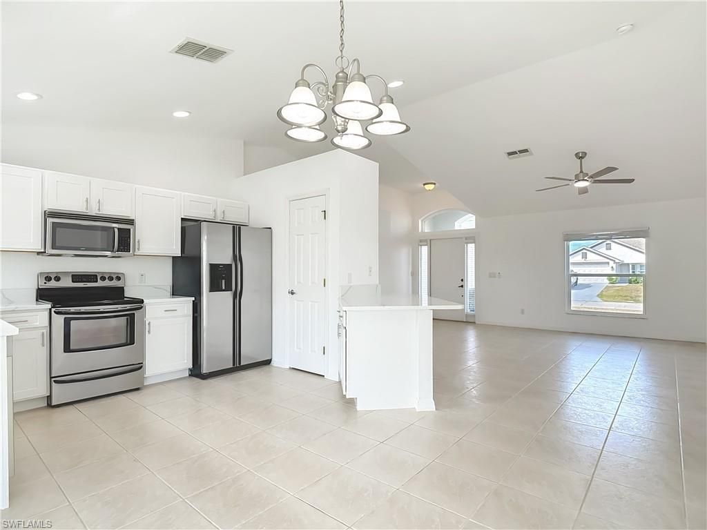 1723 NE 2nd Pl, Cape Coral, FL 33909 Photo