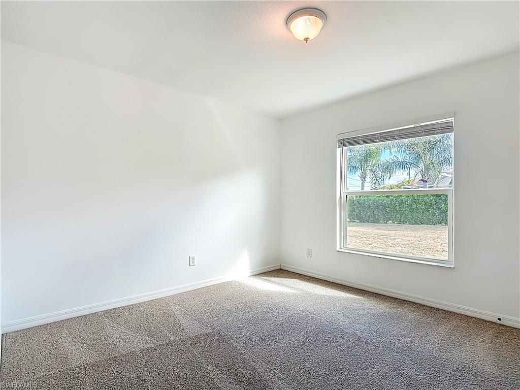 1723 NE 2nd Pl, Cape Coral, FL 33909 Photo