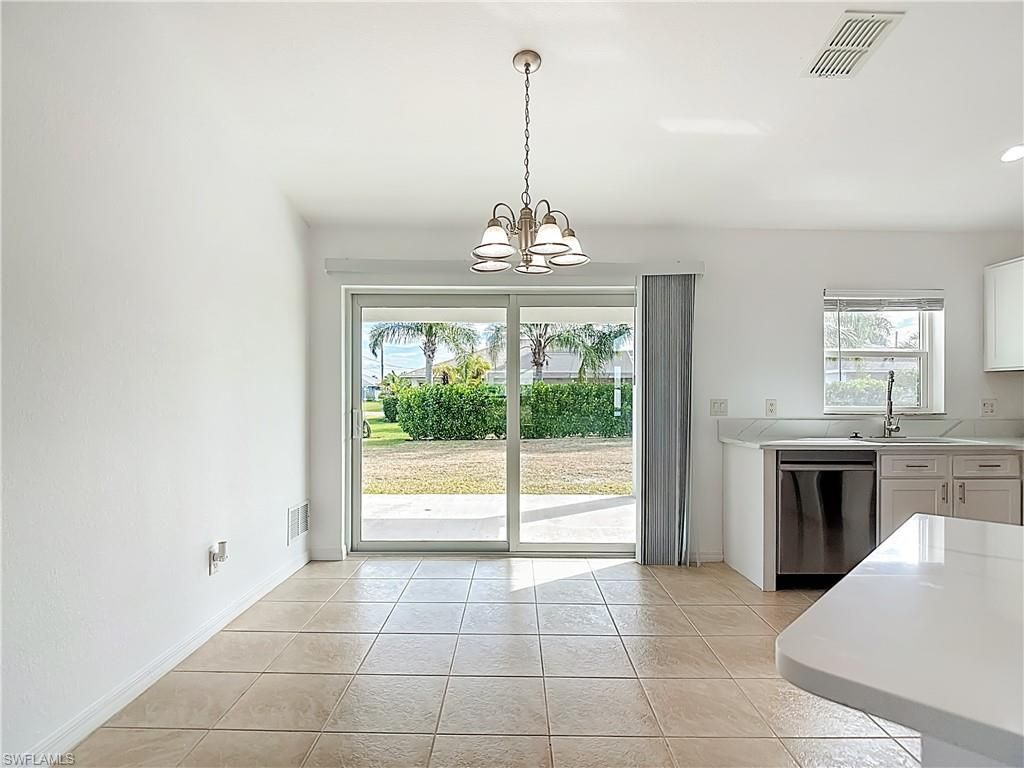 1723 NE 2nd Pl, Cape Coral, FL 33909 Photo