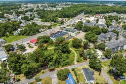 1046 Sea Mountain Hwy. photo 4