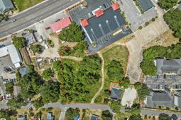 1046 Sea Mountain Hwy. photo 4