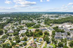 1046 Sea Mountain Hwy. photo 4