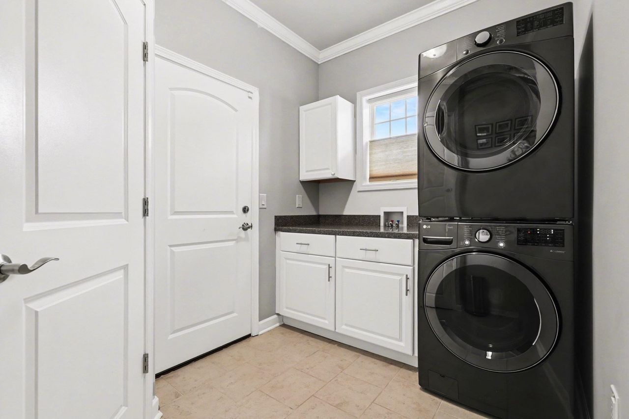 341 Galway Ct. Photo 27