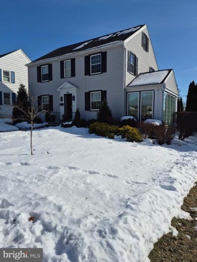 448 E Curtin Street, Bellefonte, PA 16823 Main Photo