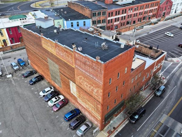 135 Salem AVE SW, Roanoke, VA 24011