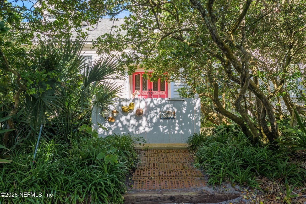 211 Beach Avenue, Atlantic Beach, FL 32233 Photo