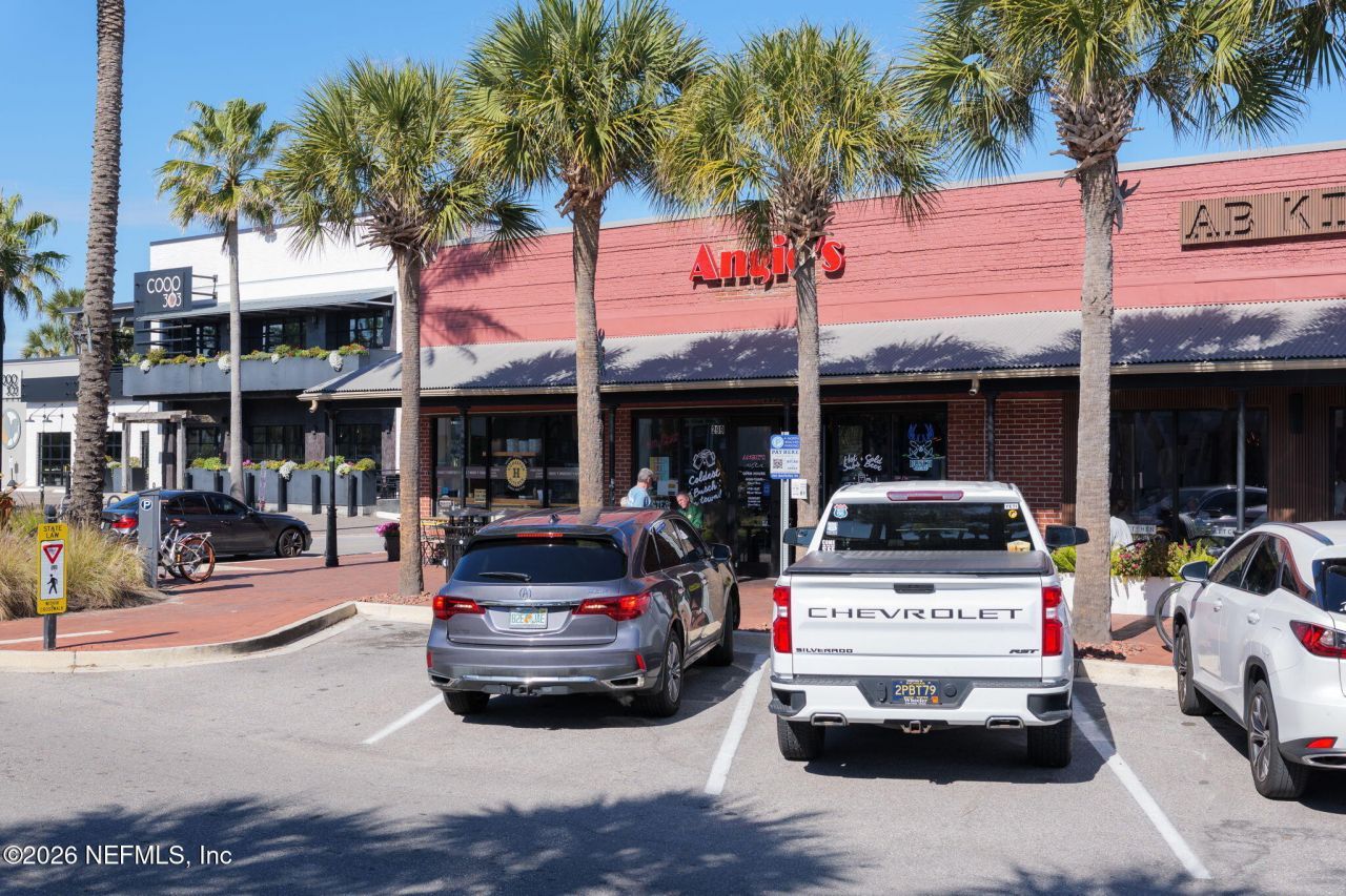 211 Beach Avenue, Atlantic Beach, FL 32233 Photo