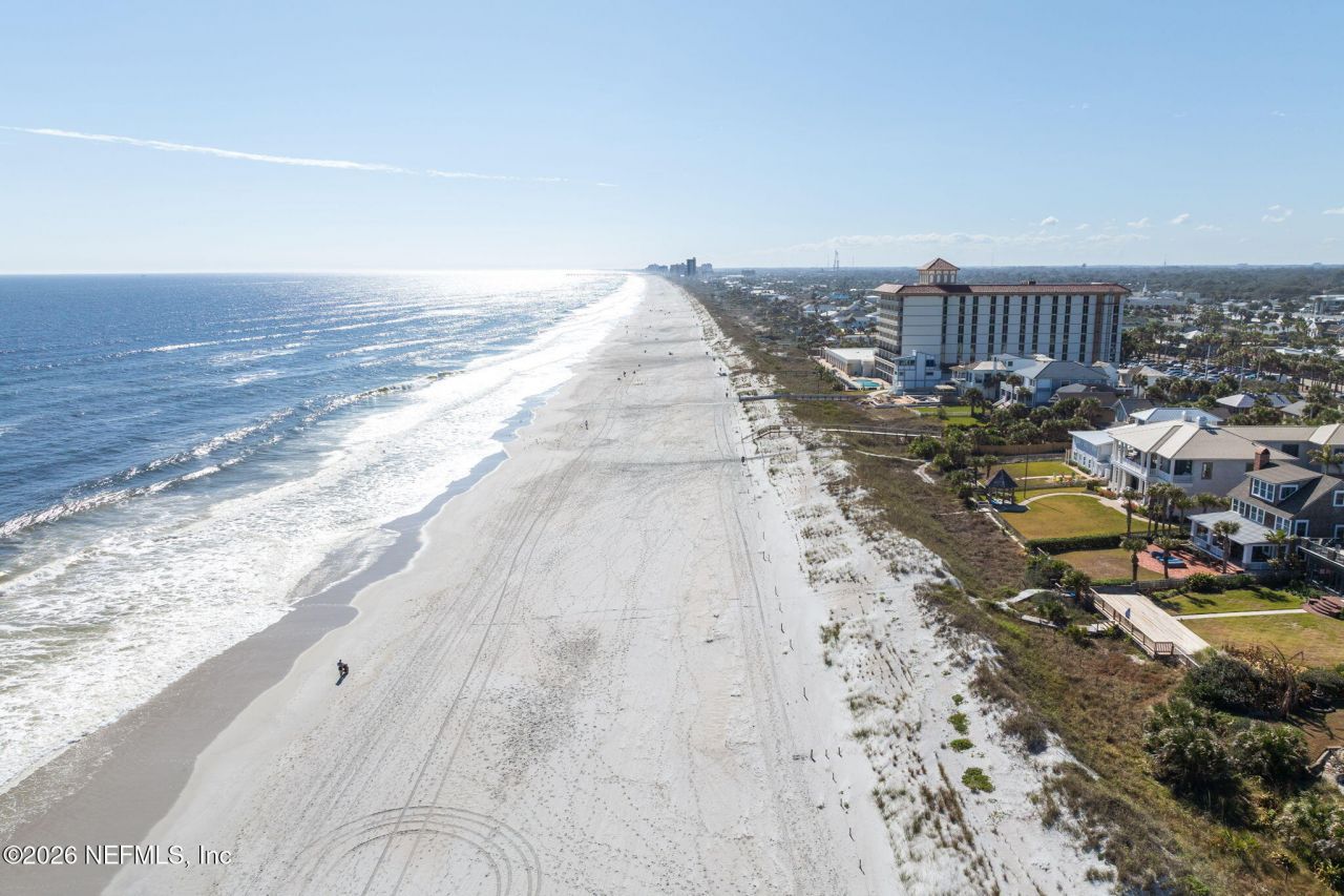 211 Beach Avenue, Atlantic Beach, FL 32233 Photo