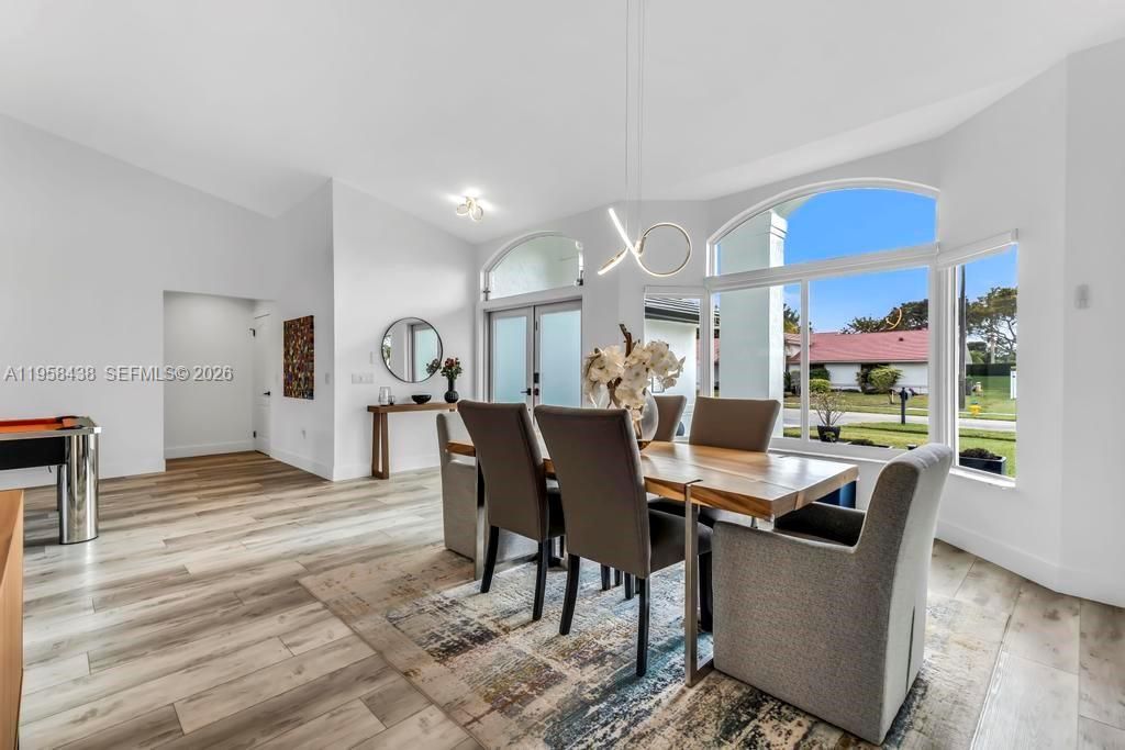 19411 NW 2nd St, Pembroke Pines, FL 33029 Photo