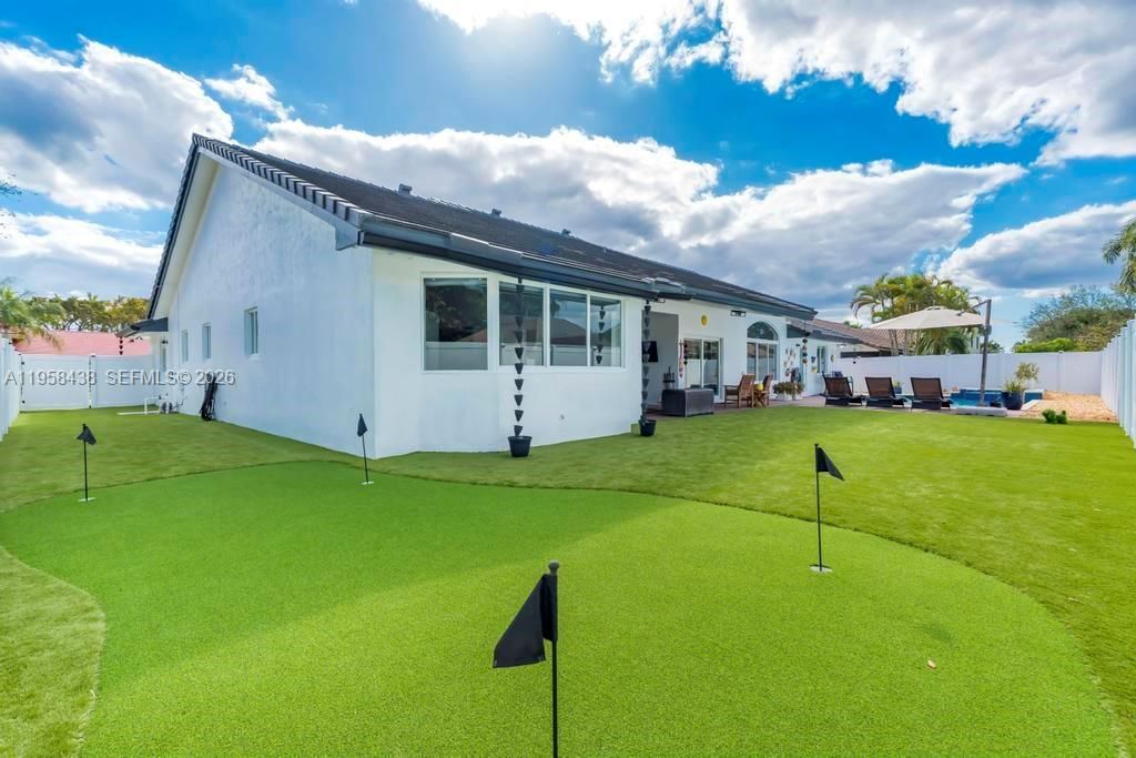 19411 NW 2nd St, Pembroke Pines, FL 33029 Photo