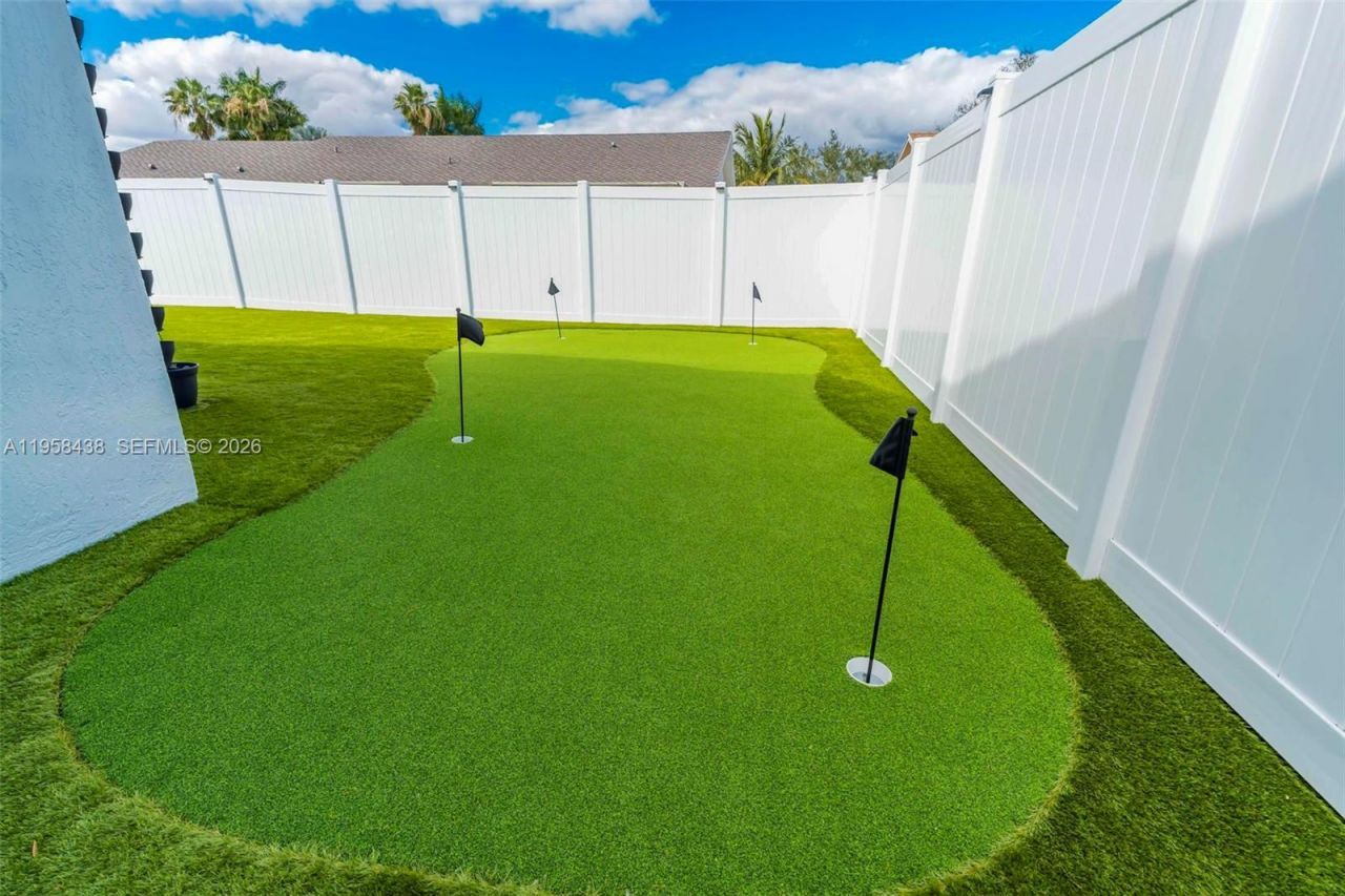 19411 NW 2nd St, Pembroke Pines, FL 33029 Photo