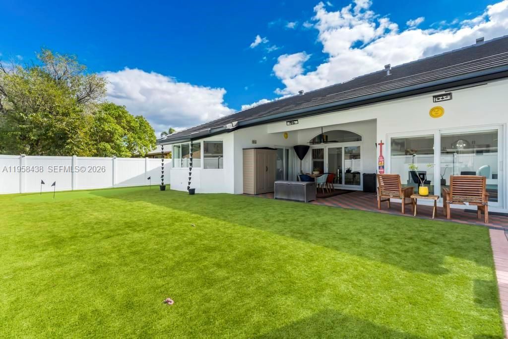 19411 NW 2nd St, Pembroke Pines, FL 33029 Photo