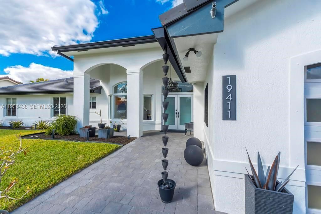 19411 NW 2nd St, Pembroke Pines, FL 33029 Photo