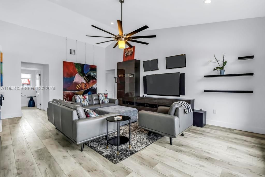 19411 NW 2nd St, Pembroke Pines, FL 33029 Photo