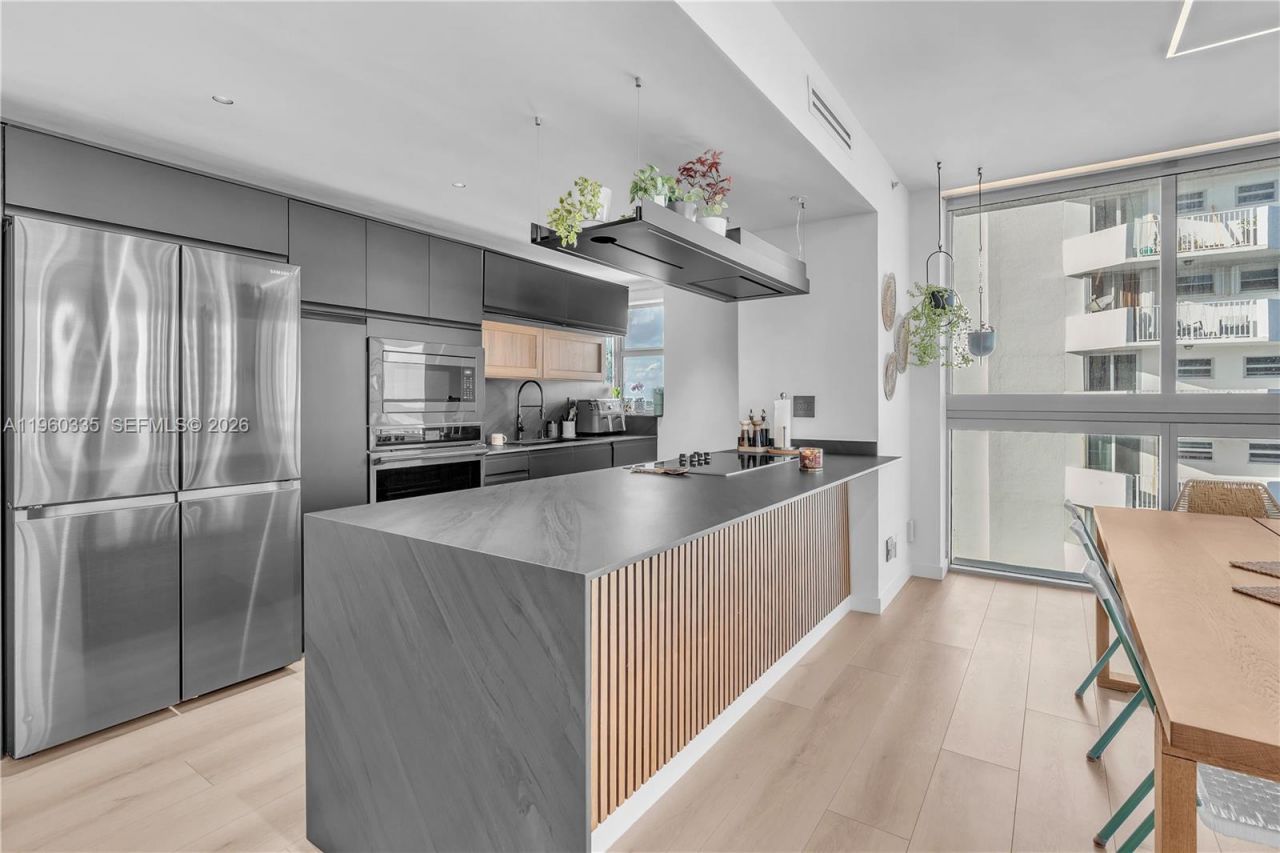 7929 West Dr , Unit 903, North Bay Village, FL 33141 Photo