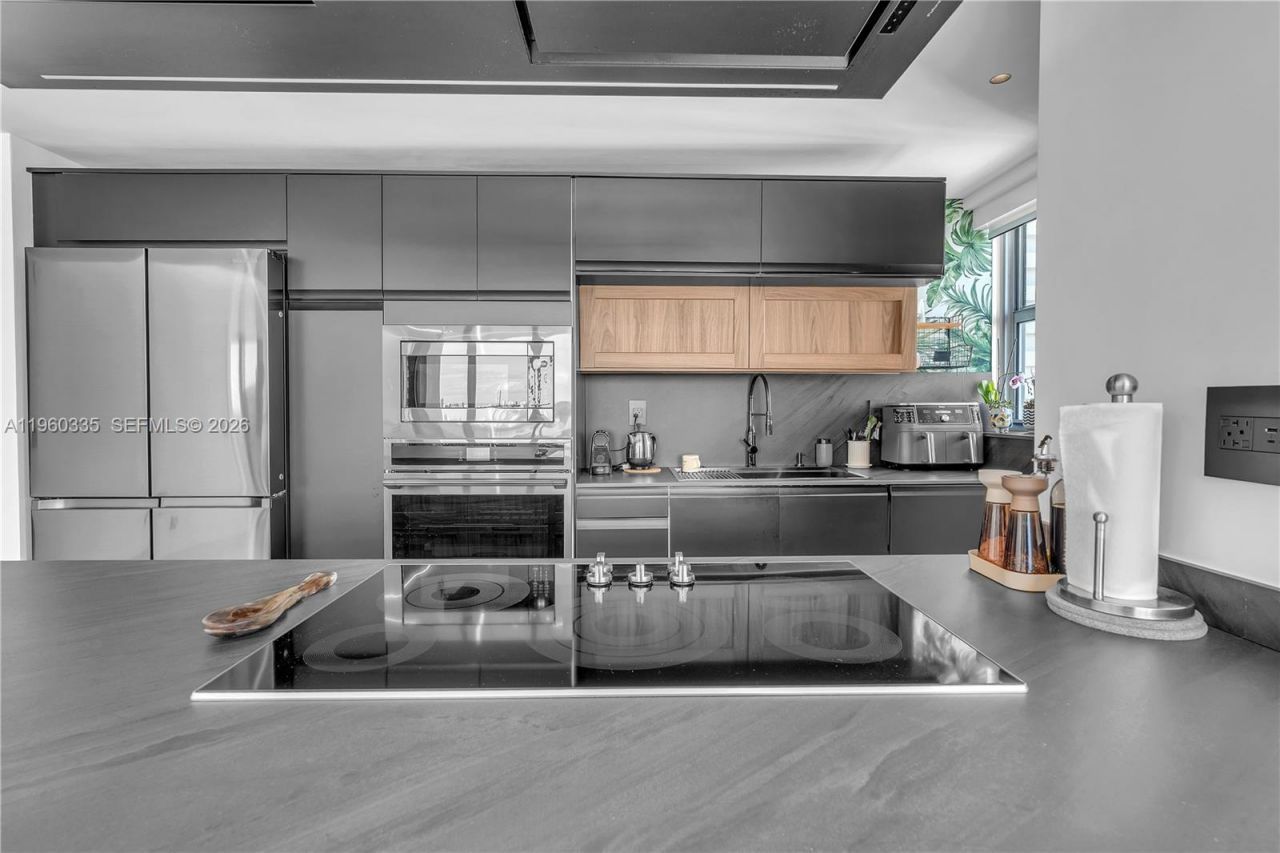 7929 West Dr , Unit 903, North Bay Village, FL 33141 Photo