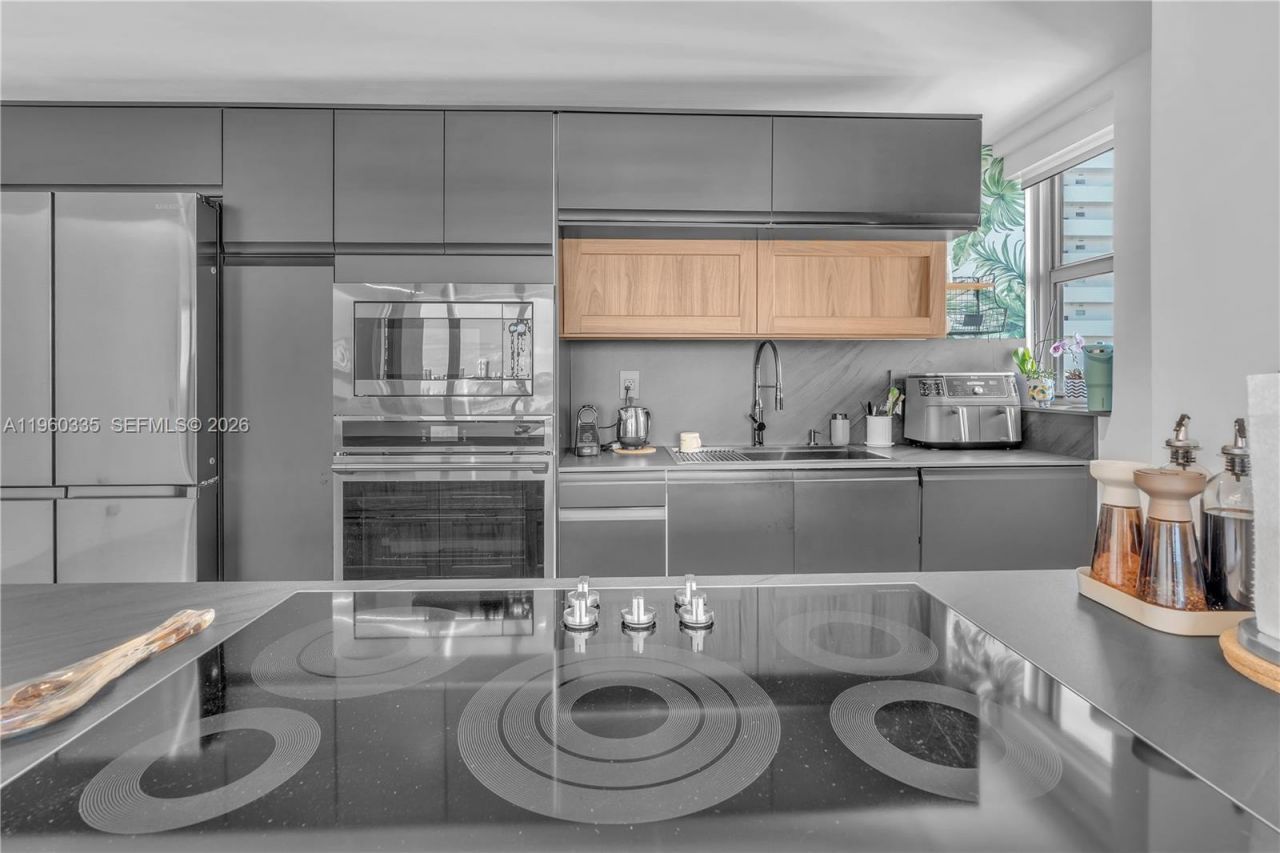 7929 West Dr , Unit 903, North Bay Village, FL 33141 Photo