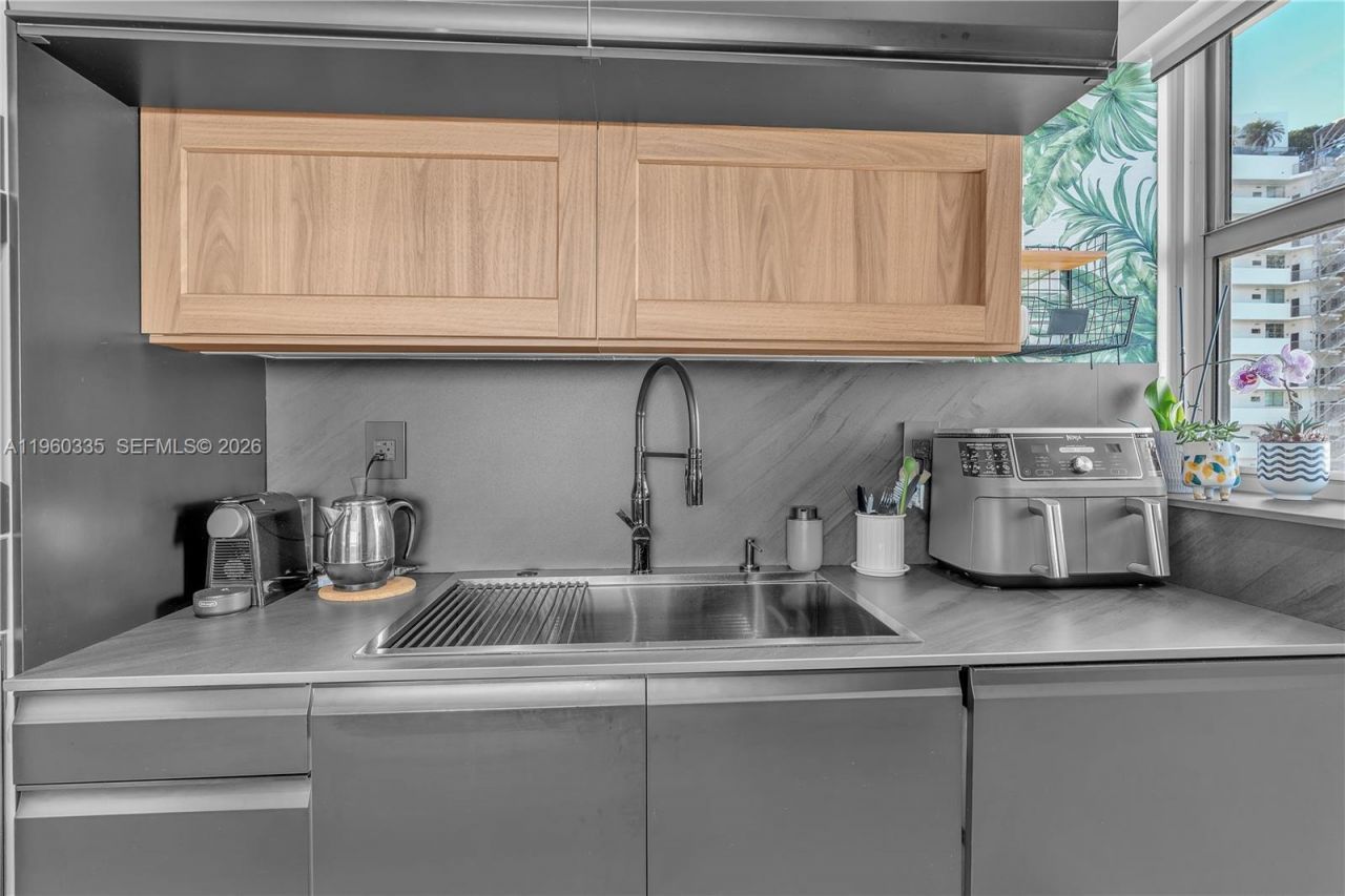 7929 West Dr , Unit 903, North Bay Village, FL 33141 Photo