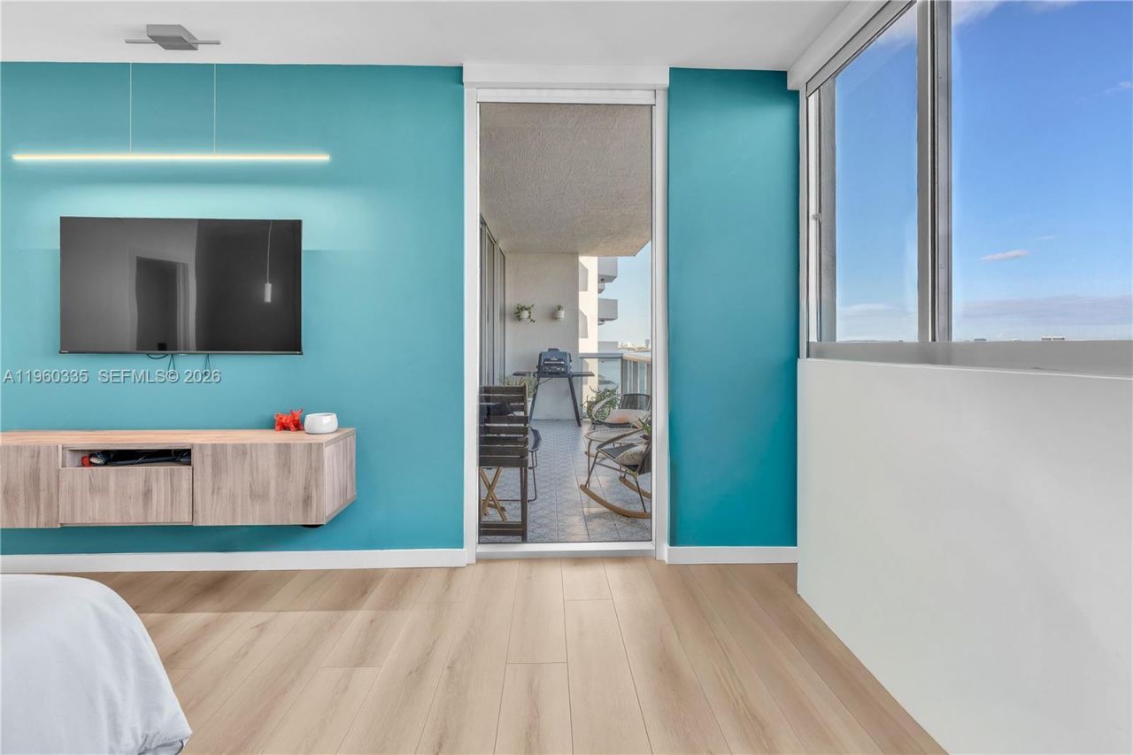 7929 West Dr , Unit 903, North Bay Village, FL 33141 Photo