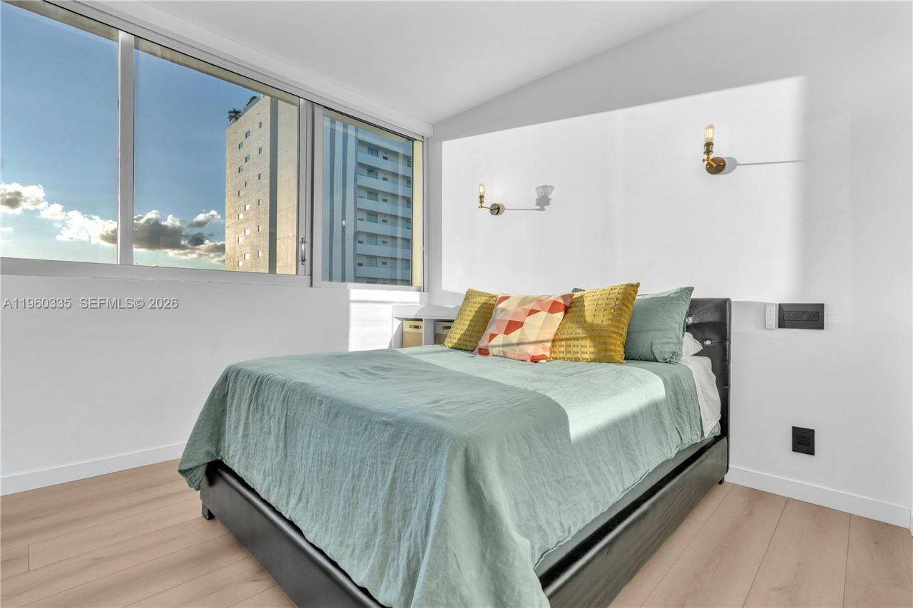 7929 West Dr , Unit 903, North Bay Village, FL 33141 Photo