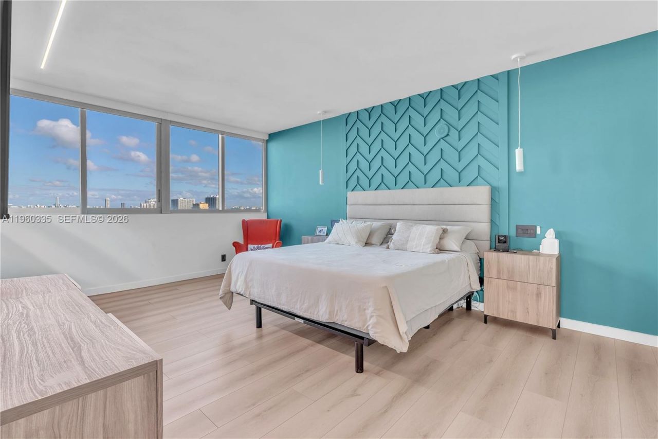 7929 West Dr , Unit 903, North Bay Village, FL 33141 Photo