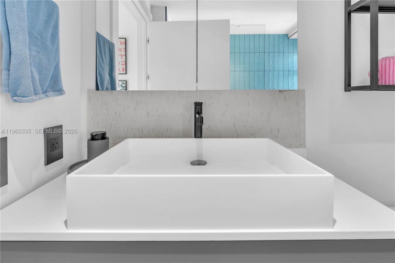 7929 West Dr , Unit 903, North Bay Village, FL 33141 Photo