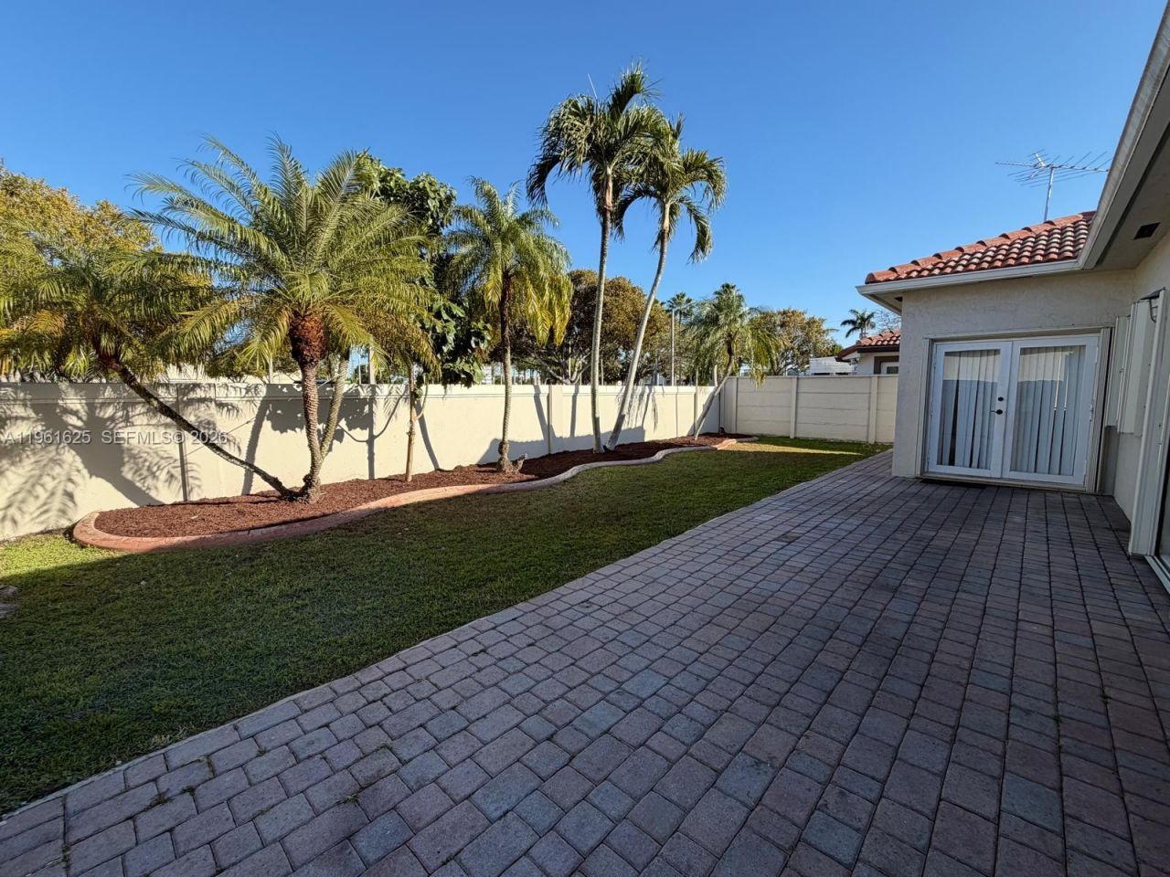 5521 SW 158th Ct, Miami, FL 33185 Photo