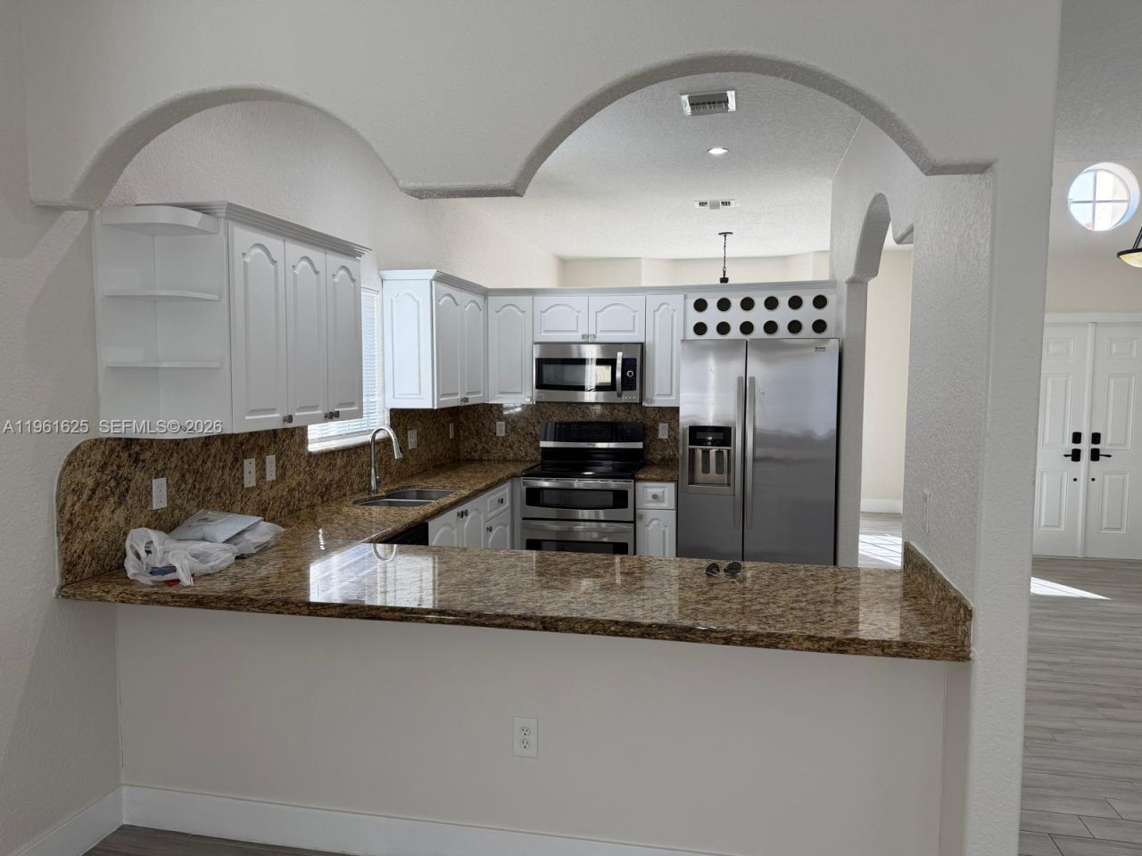 5521 SW 158th Ct, Miami, FL 33185 Photo